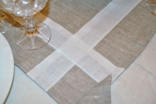 RUNNER IN LINO GREZZO CON BORDI APPLICATI