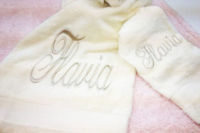 SET ASCIUGAMANI CON NOME RICAMATO