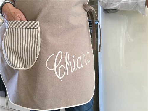 COPRI-ABITO CON RICAMO PERSONALIZZATO