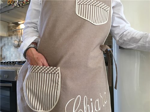COPRI-ABITO CON RICAMO PERSONALIZZATO