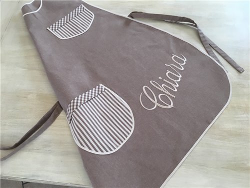 COPRI-ABITO CON RICAMO PERSONALIZZATO