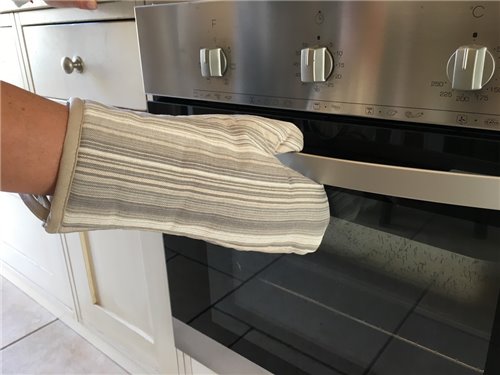GUANTONE DA FORNO SIMPLICITY FANTASIA