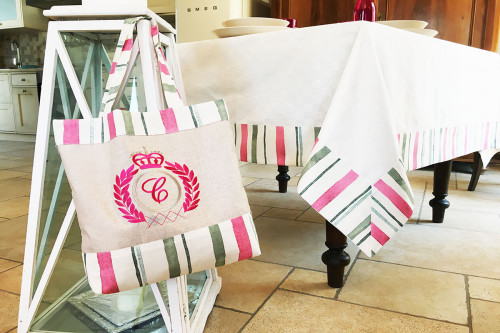 Foto esemplificativa del modello della tovaglia.