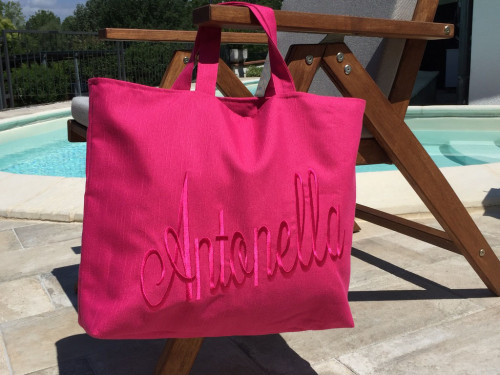 Borsa mare ricamata fuxia