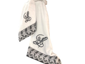 Asciugamano con pizzo e...